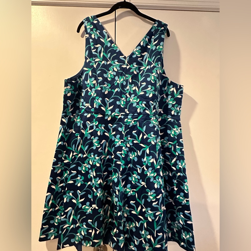 Beautiful Draper James NWT size 24x